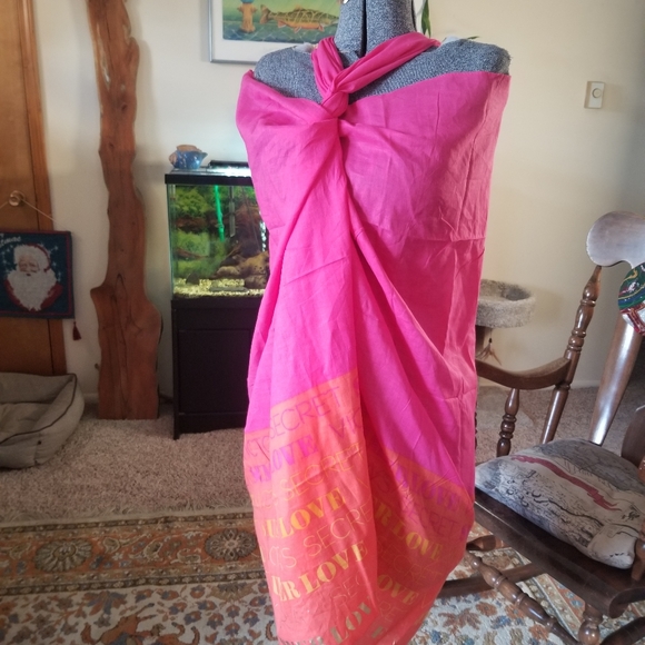 NWT Victoria's Secret Beach Sarong Cover-up - Picture 12 of 16